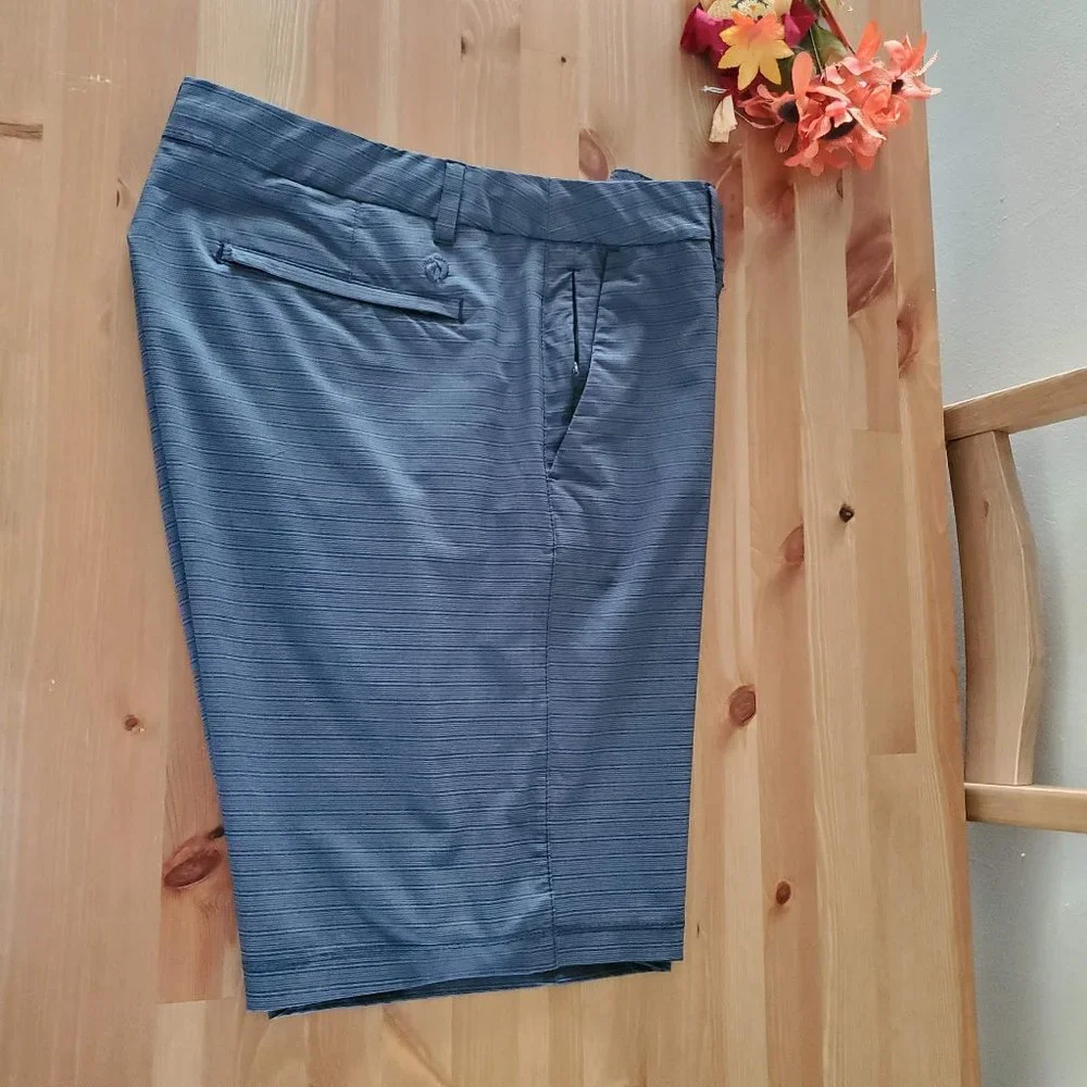 Hang Ten Wharf 21" Hybrid Shorts For Men - Picture 12 of 13